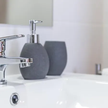 Guestready - Given To Fly